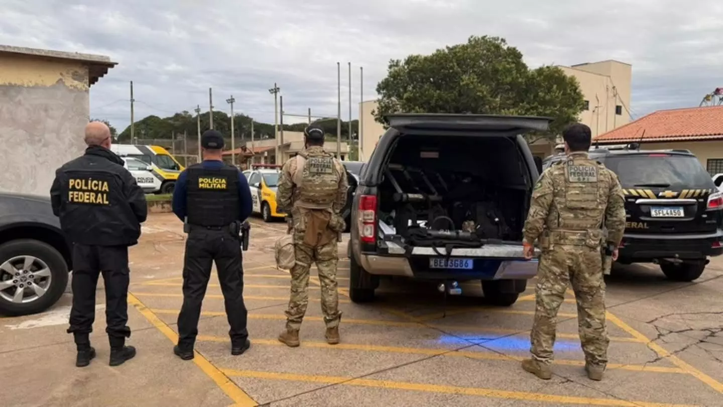 PF realiza operação em Umuarama contra organização suspeita de contrabando e lavagem de dinheiro